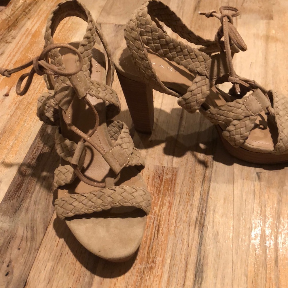 Tabard heels 7M good condition worn 2x